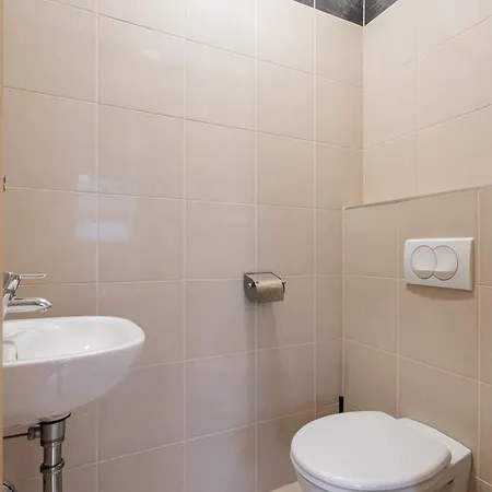 Apartment D16 - Gozsdu Garden - Location By Bqa *